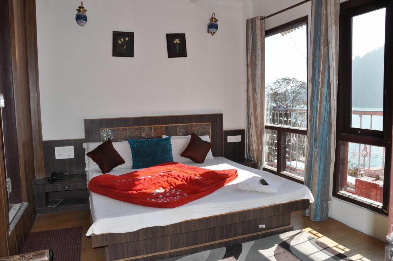 Hotel Ahuja Nainital Exterior photo